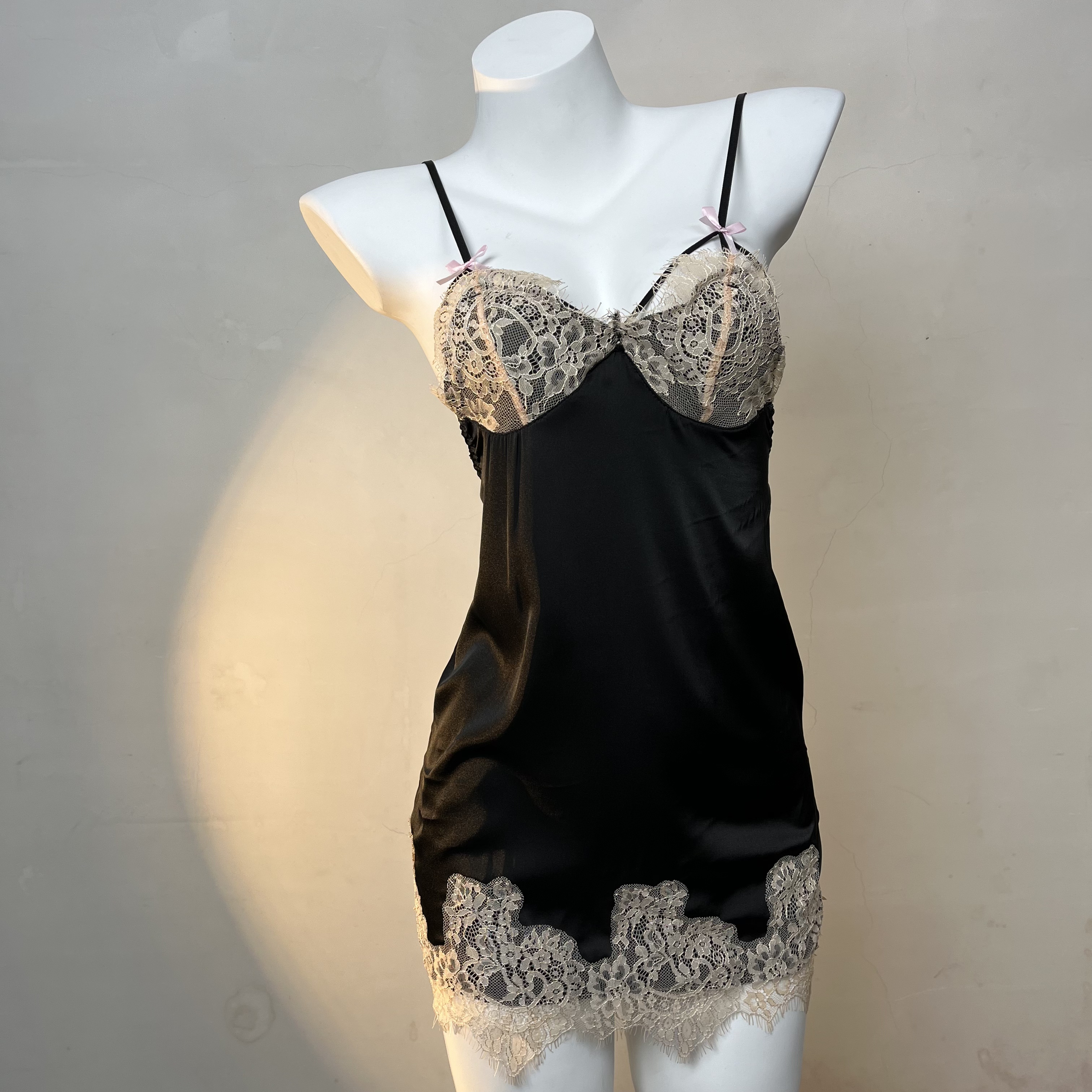 缪斯【均码80-130斤】新款睡衣蝴蝶结网纱蕾丝性感纯色连衣裙