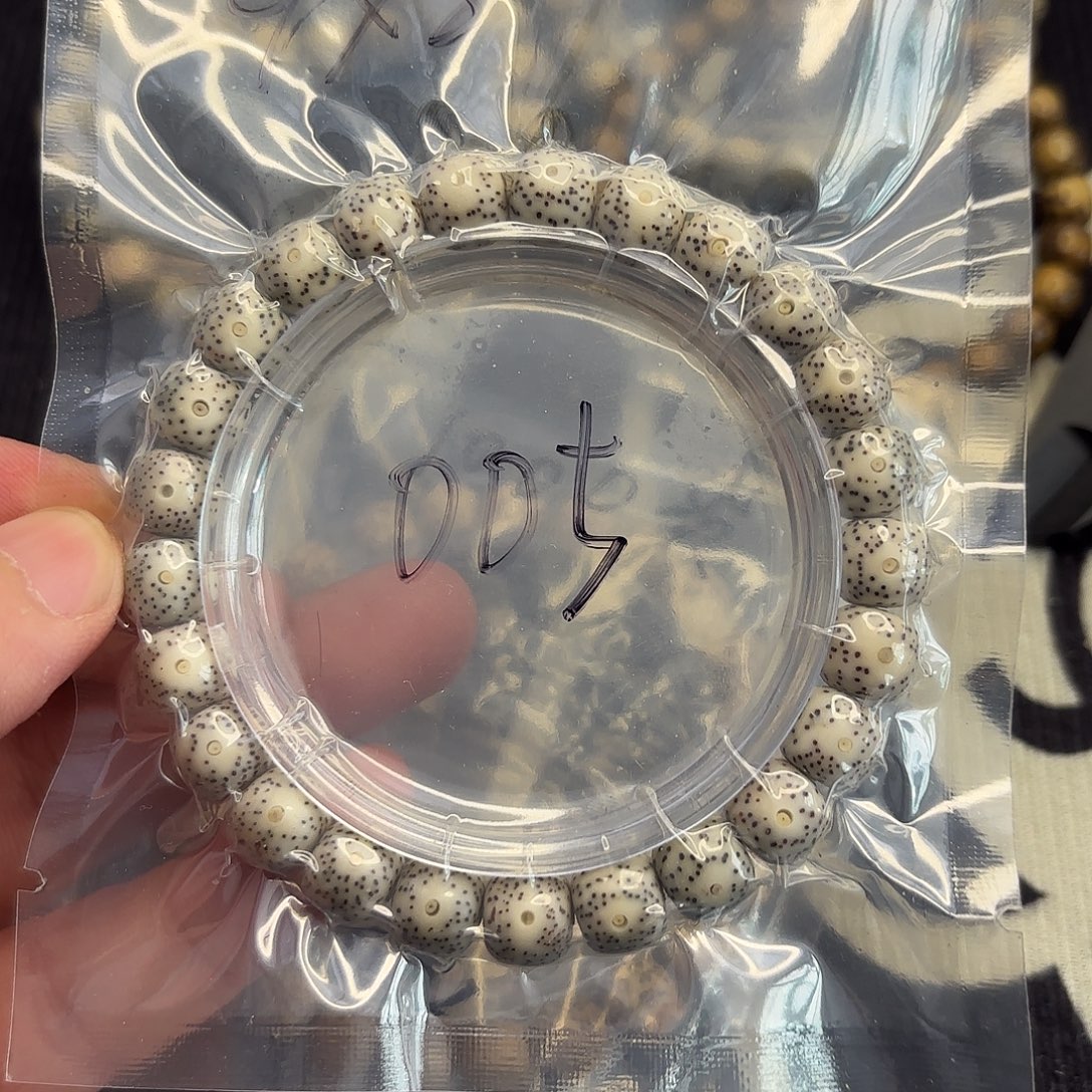 星月菩提手串骨瓷白005