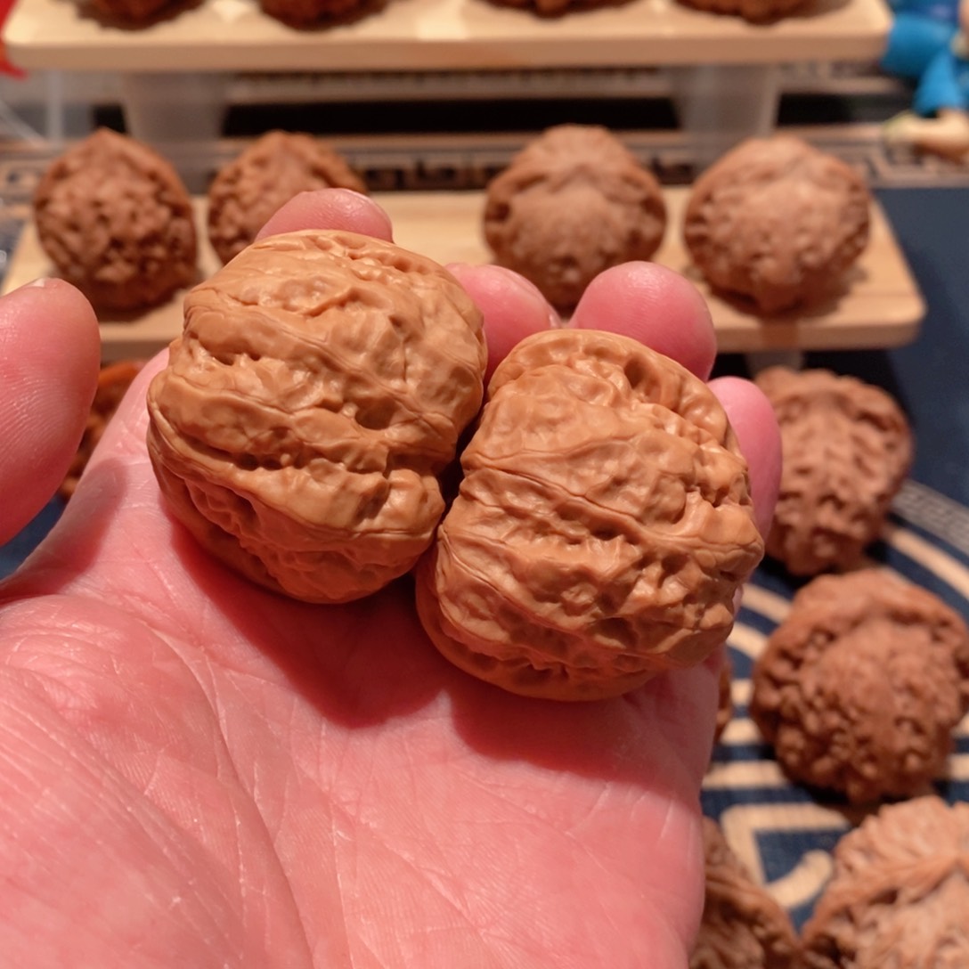 文玩核桃吊坠蛤蟆头40