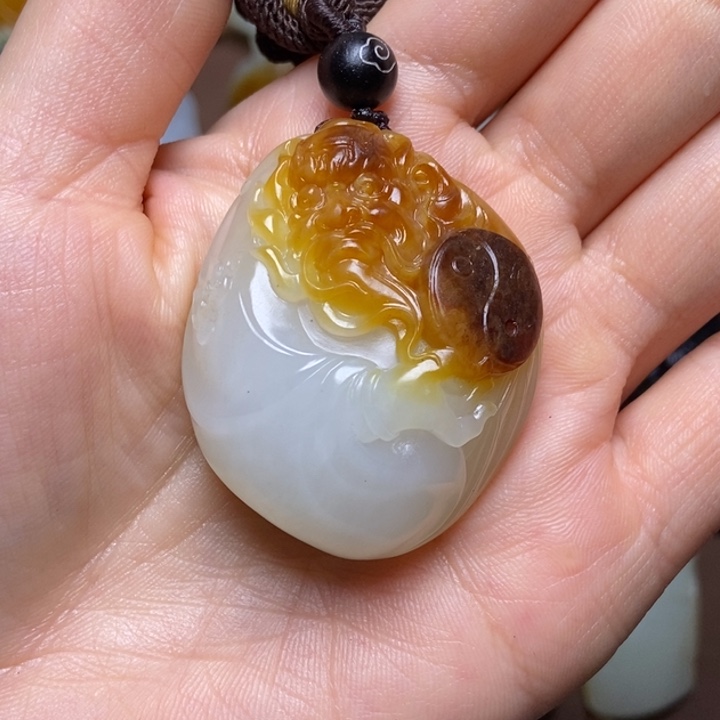 和田玉颈饰未镶嵌M****y