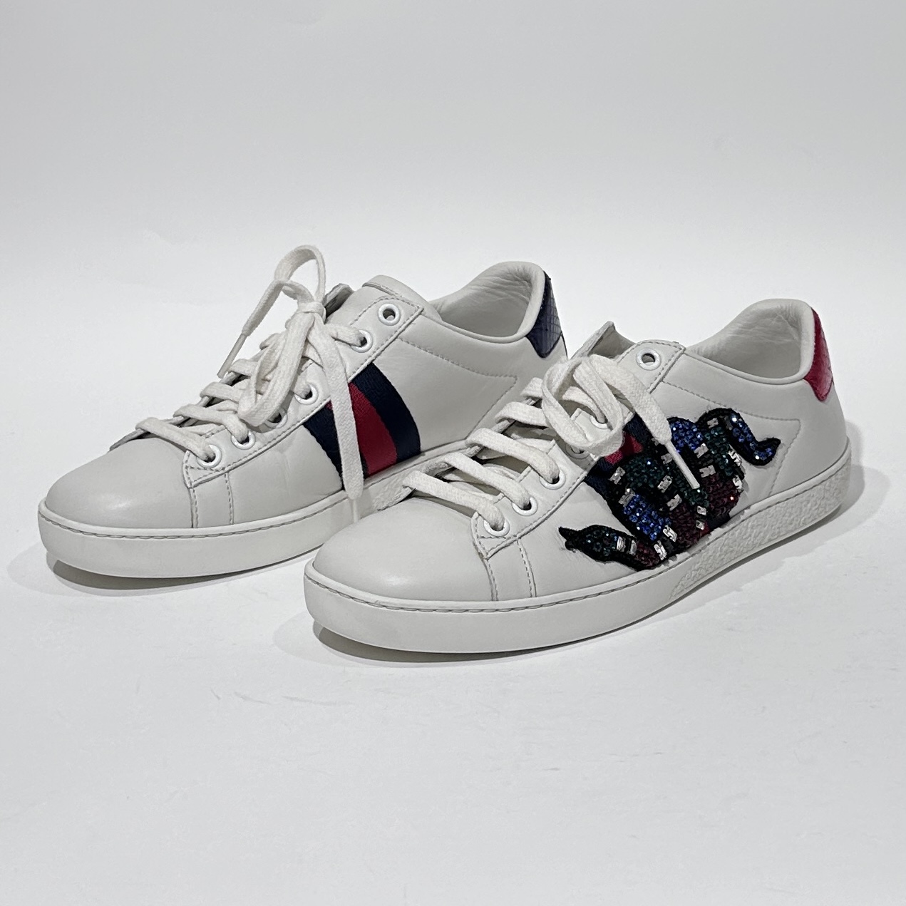 95新 GUCCI/古驰 35.5码 98新 古驰 蛇形刺绣小白鞋/WX01539