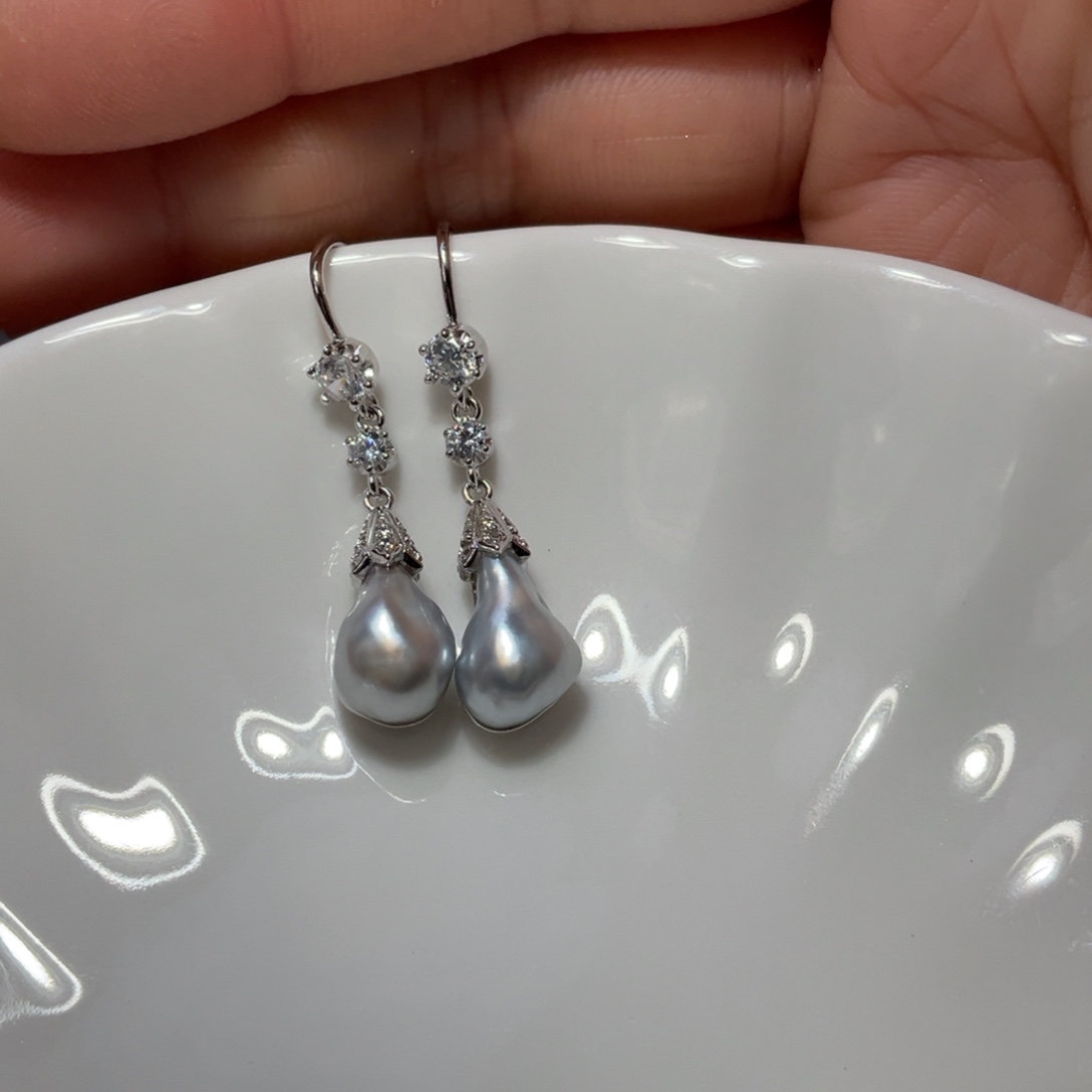 银S925镶嵌海水珍珠耳饰