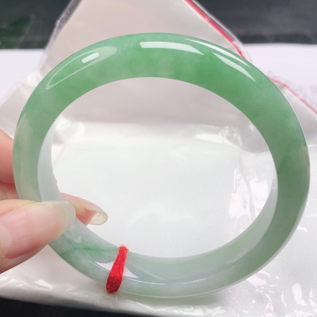 翡翠未镶嵌手镯翡翠61.1半山水正圈