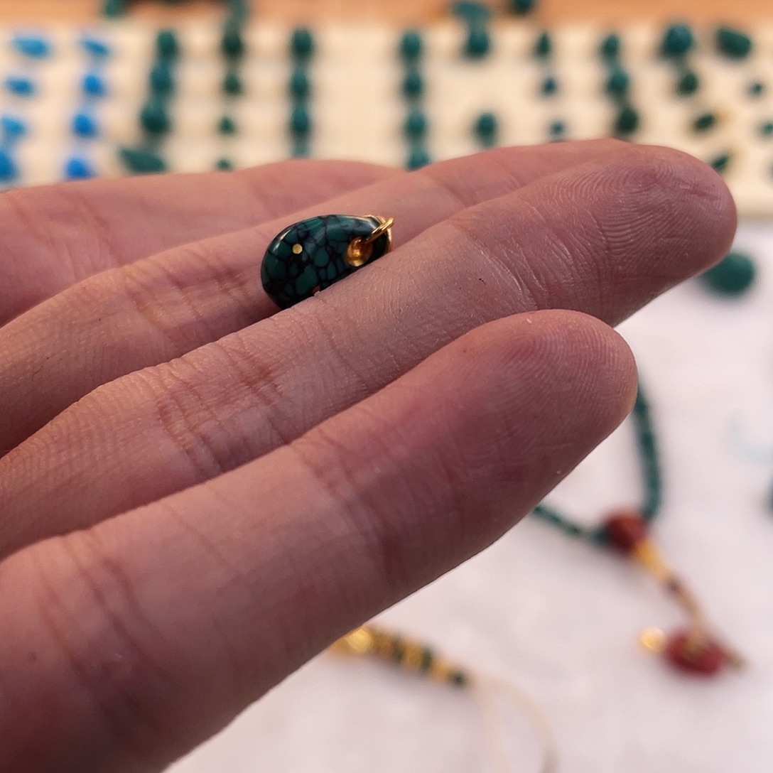 L***ᝰ绿松石未镶嵌颈饰