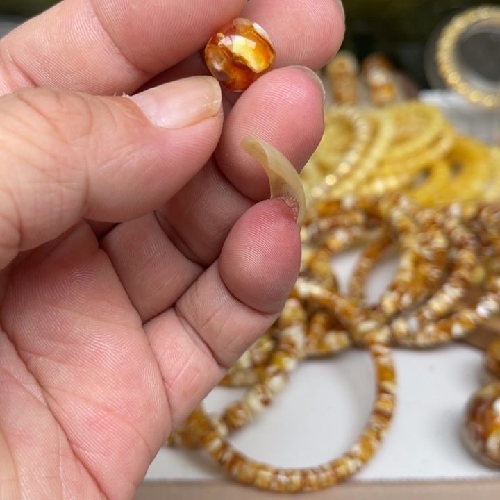 琥珀未镶嵌裸石77号