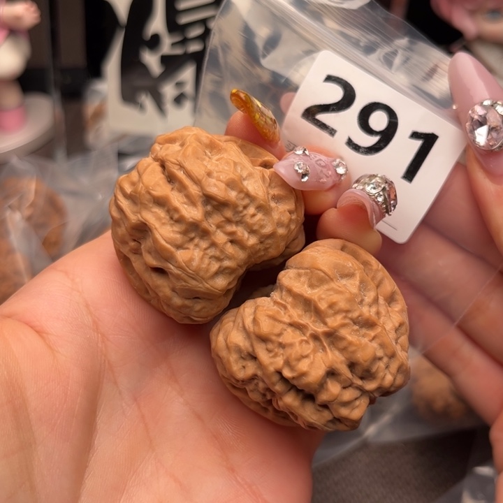 文玩核桃把件肚45边40