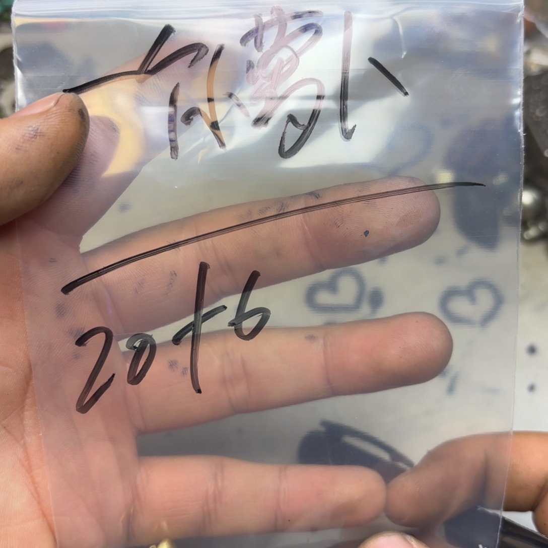 一***卜泥塑藏地金刚菩提念珠