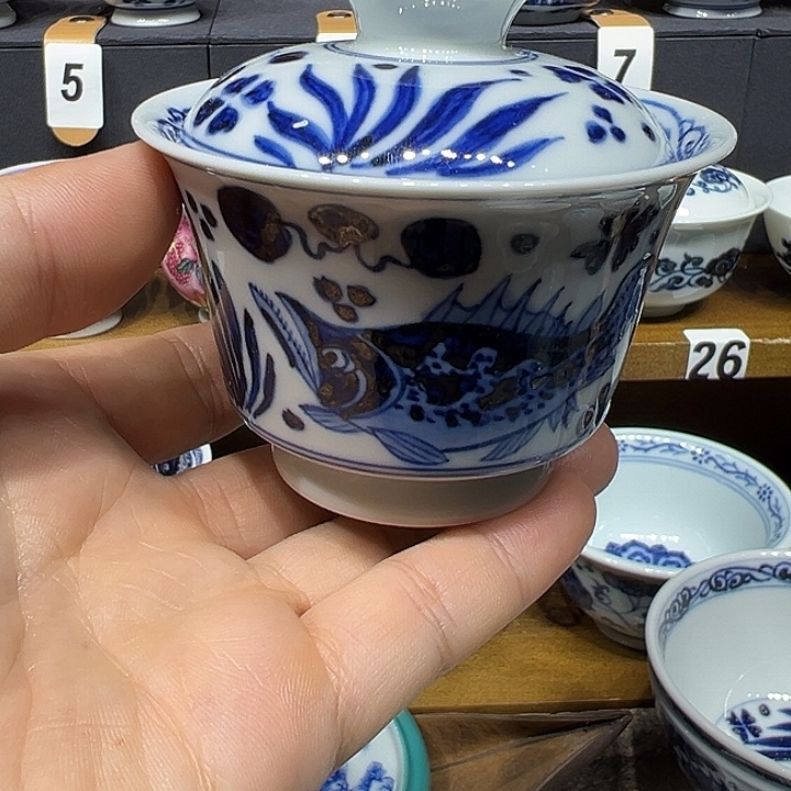 阿***槃青花手工仿元鱼藻纹盖碗