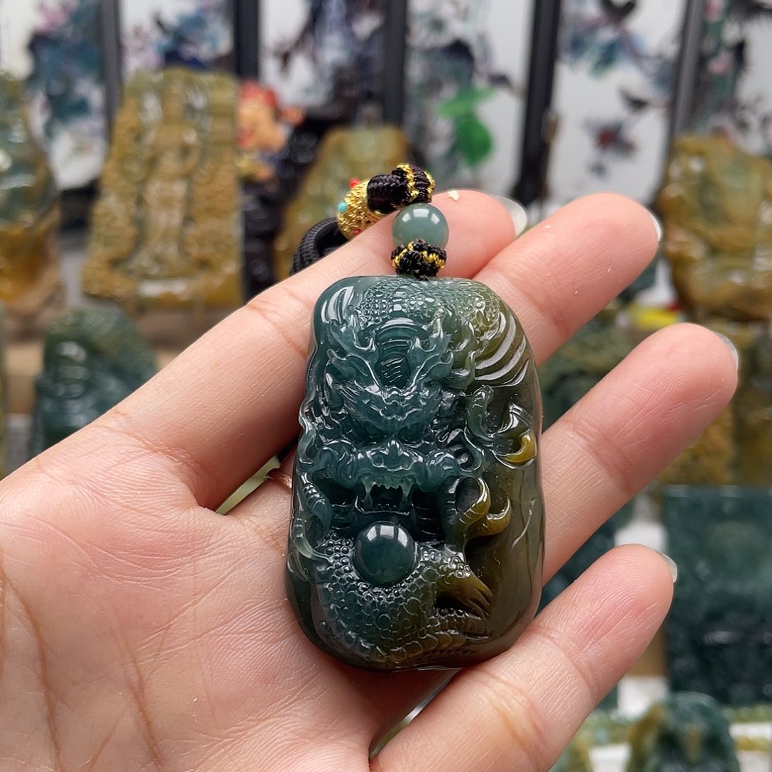翡翠未镶嵌颈饰天然翡翠a货龙