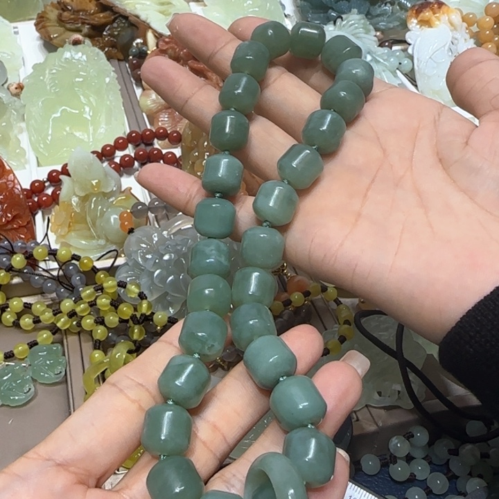 蛇纹石玉手把未镶嵌