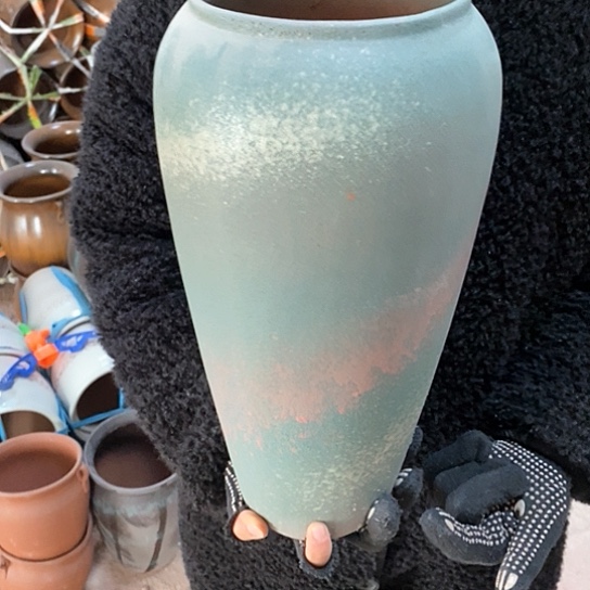 紫砂花盆 口15高38，绿泼墨，微瑕