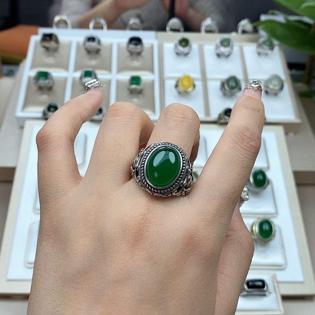 玛瑙/玉髓戒指银S925镶嵌