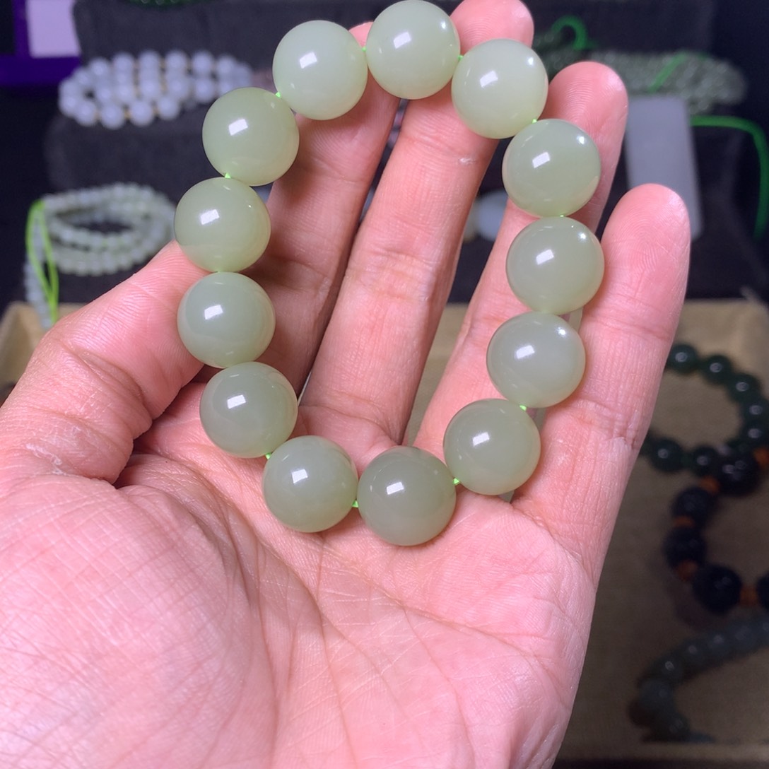 和田玉手链未镶嵌