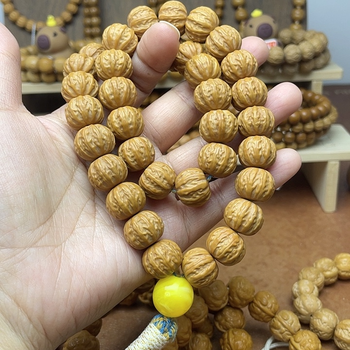 猴头核桃手串 浅雕京八棱手持15+