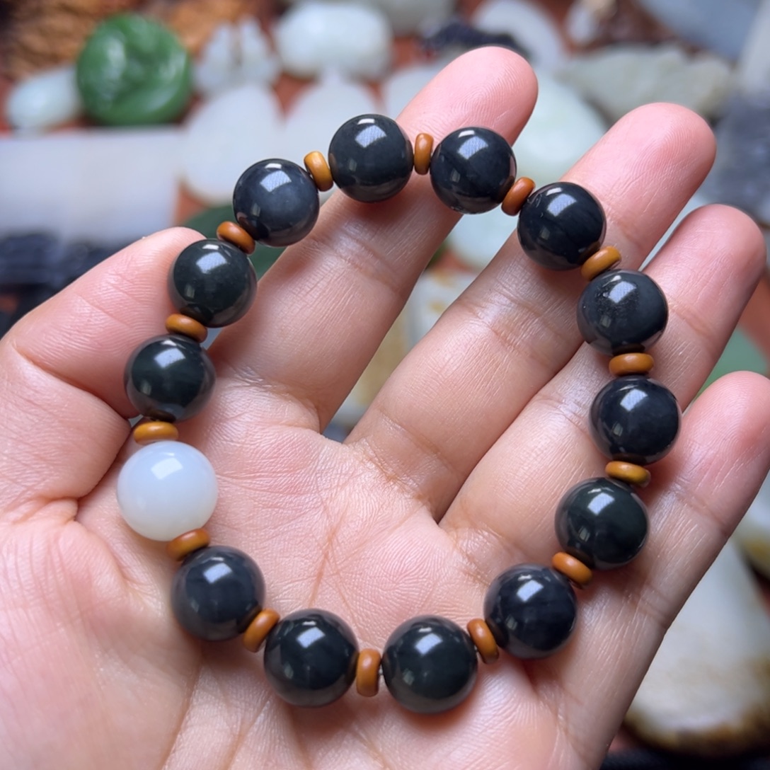 和田玉未镶嵌手链