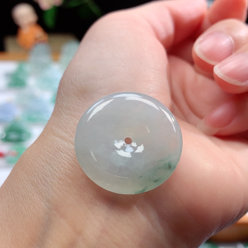 【闪购商品】翡翠未镶嵌吊坠(不含链)