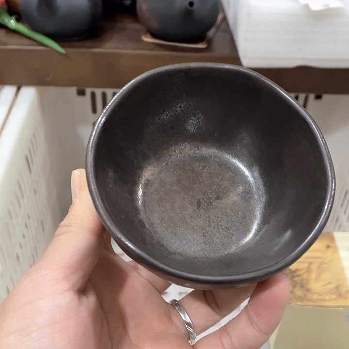 陶瓷茶具全部清清完回家过年