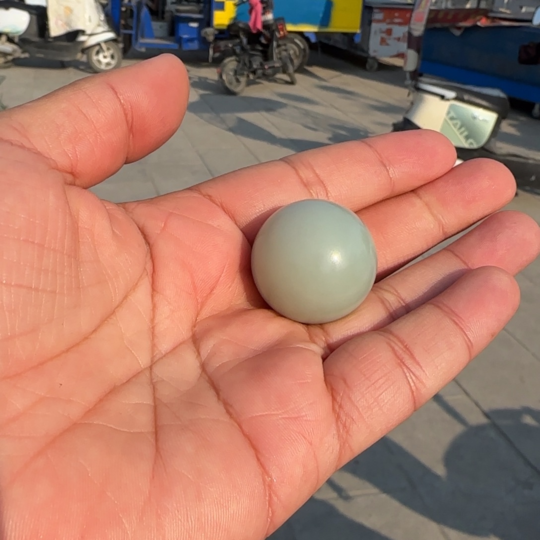 啊***生和田玉未镶嵌颈饰