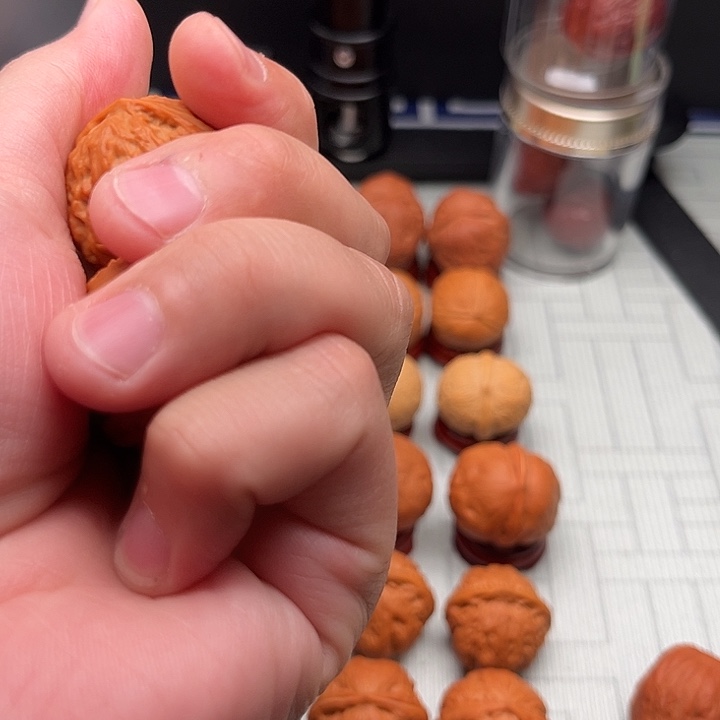 小***张文玩核桃把件蚂蚁纹