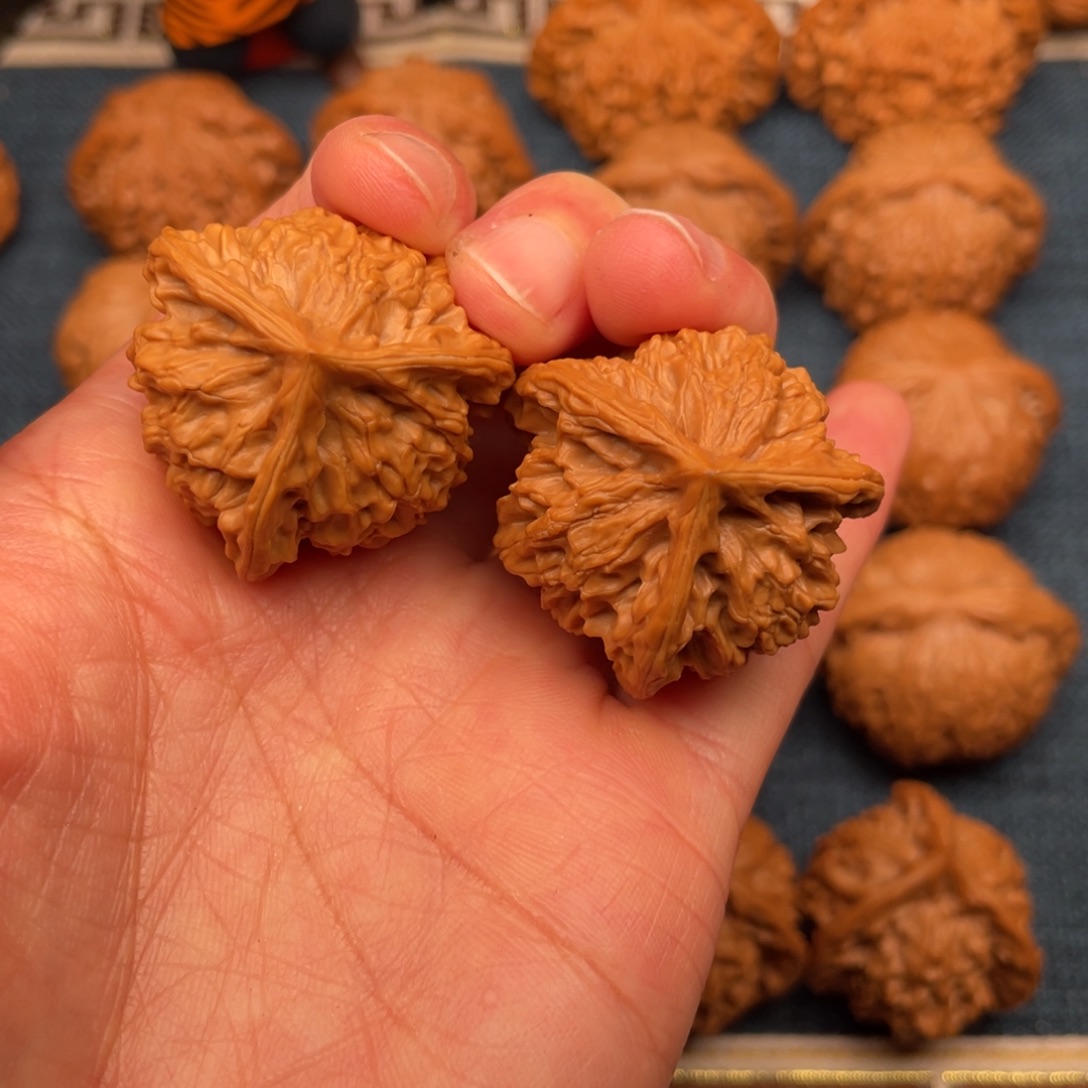 文玩核桃把件33三尺一样正奔