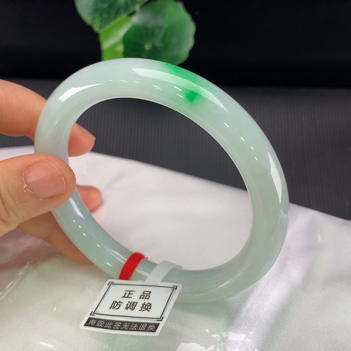 翡翠未镶嵌手镯圆条60