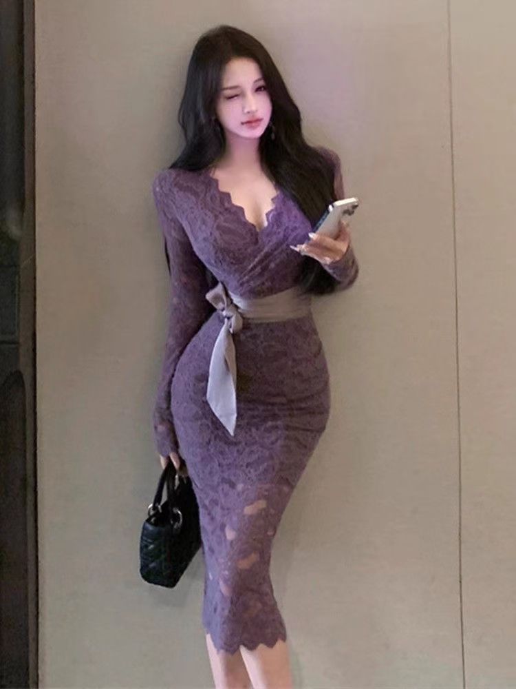 法式纯欲风女秋冬连衣裙修身气质V领性感包臀裙收腰名媛