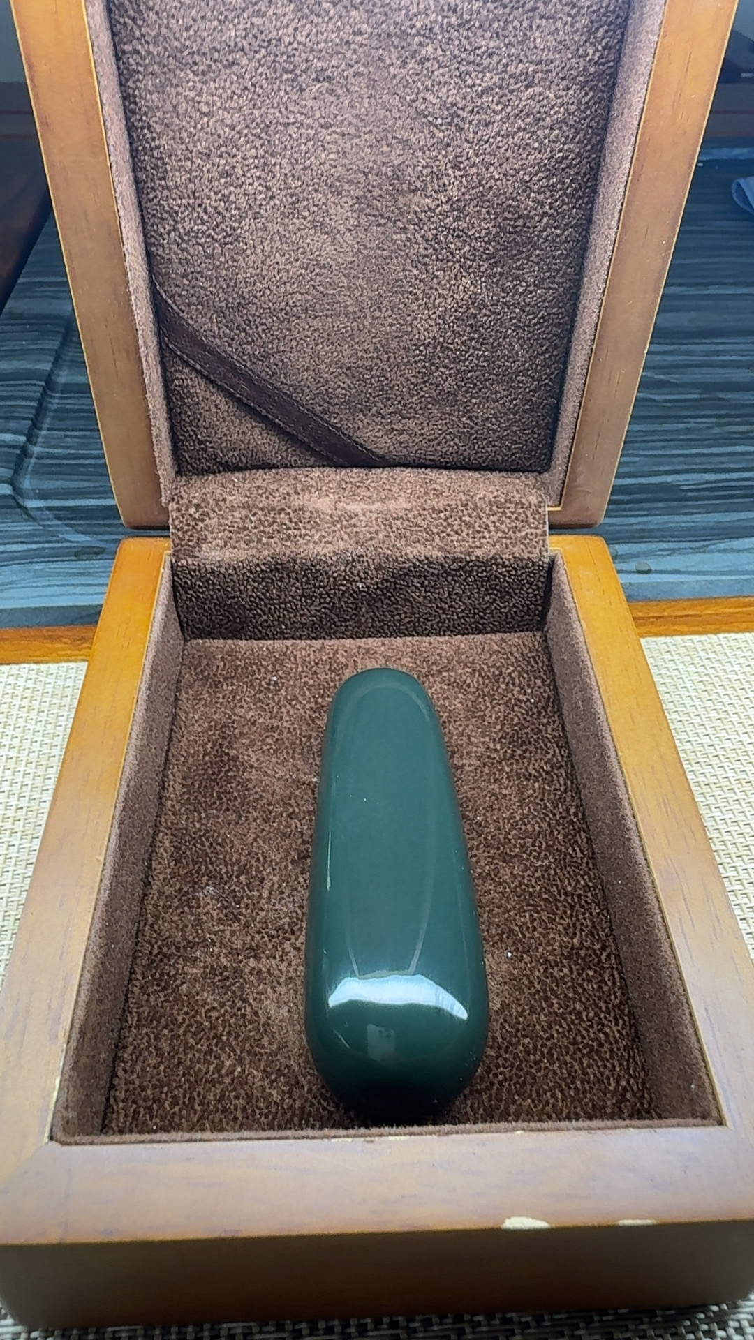 析木河磨玉深绿色手把石