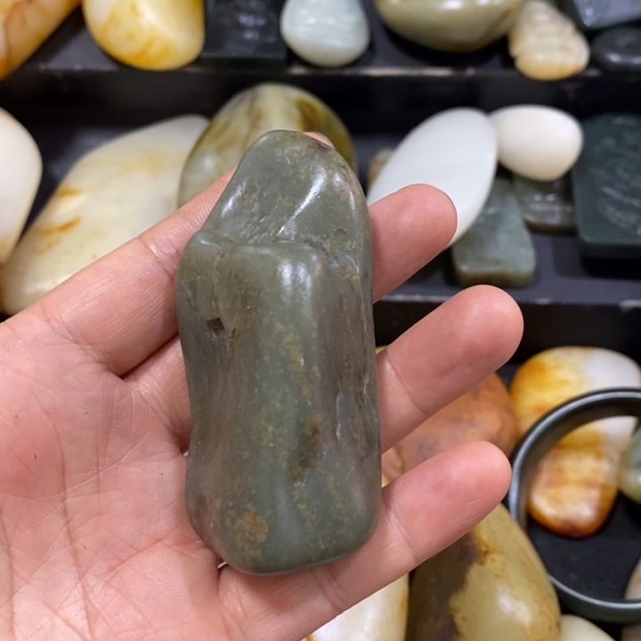 和田玉（糖玉）未镶嵌挂件