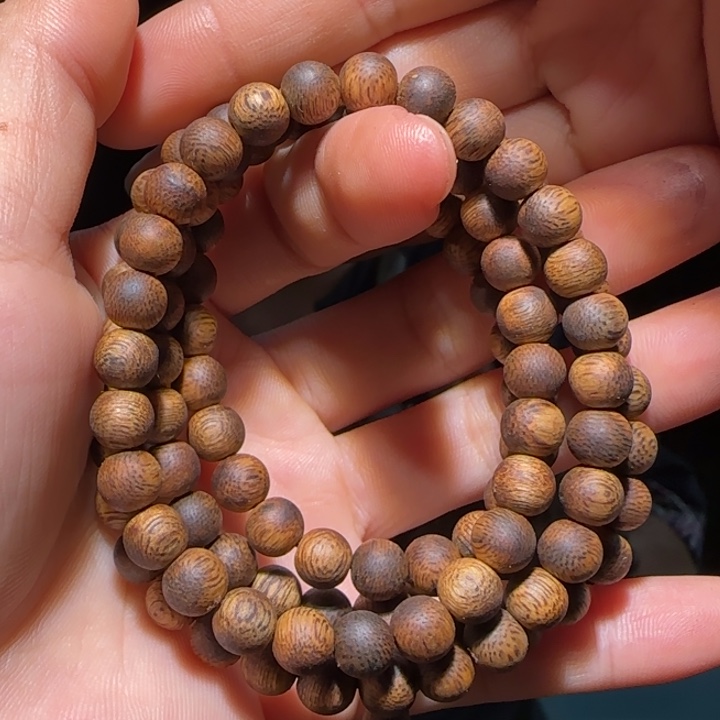 沉香手串海南老白棋07链子18克+