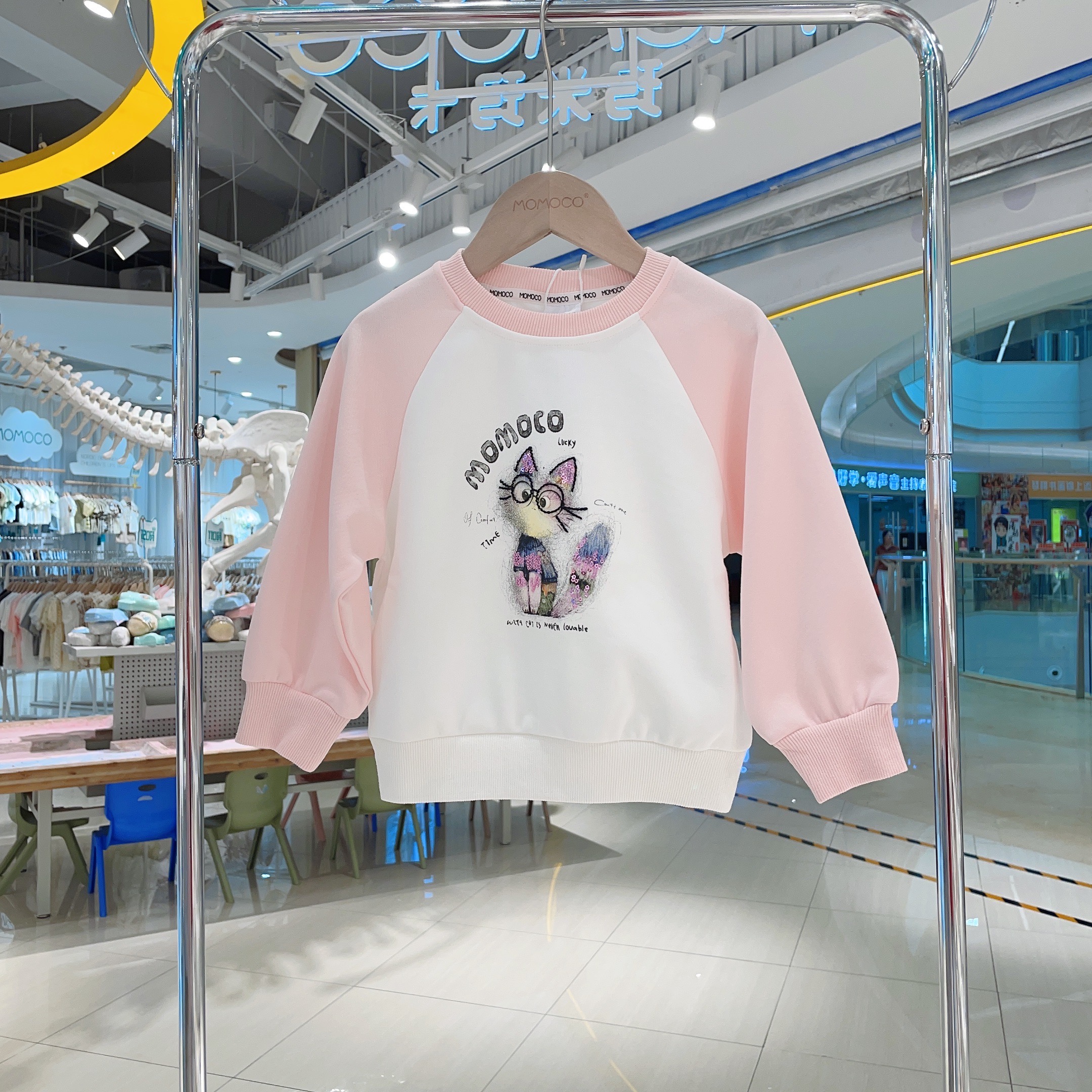 MOMOCO女童秋季新款儿童甜美洋气卡通小猫图案卫衣77780232007
