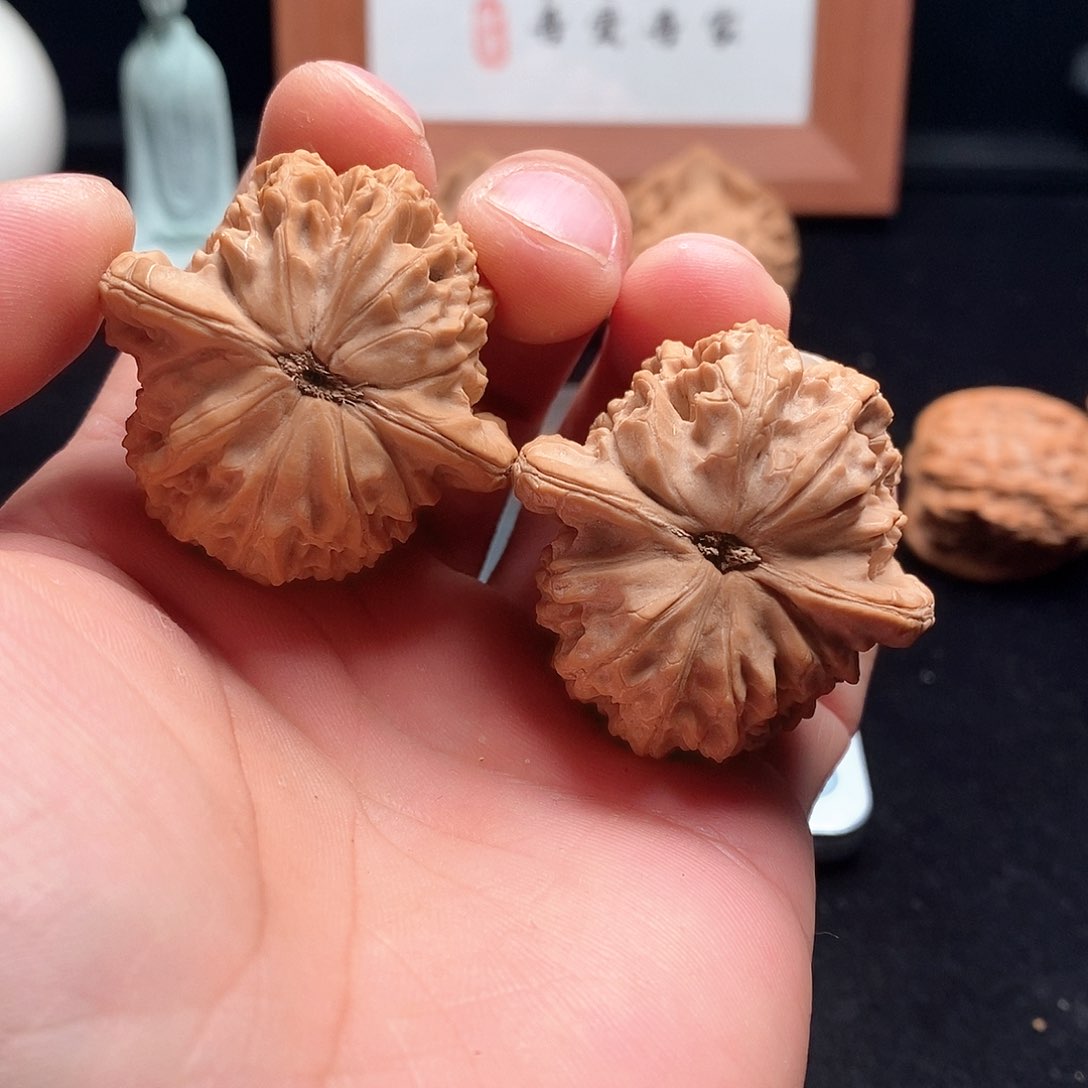 文玩核桃吊坠马老四41