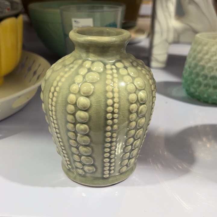 望***楼陶瓷陶瓷浮雕花瓶小号