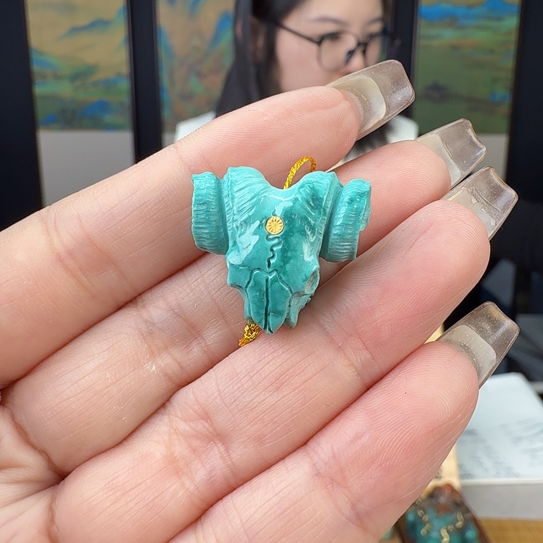 绿松石未镶嵌珠宝奇石