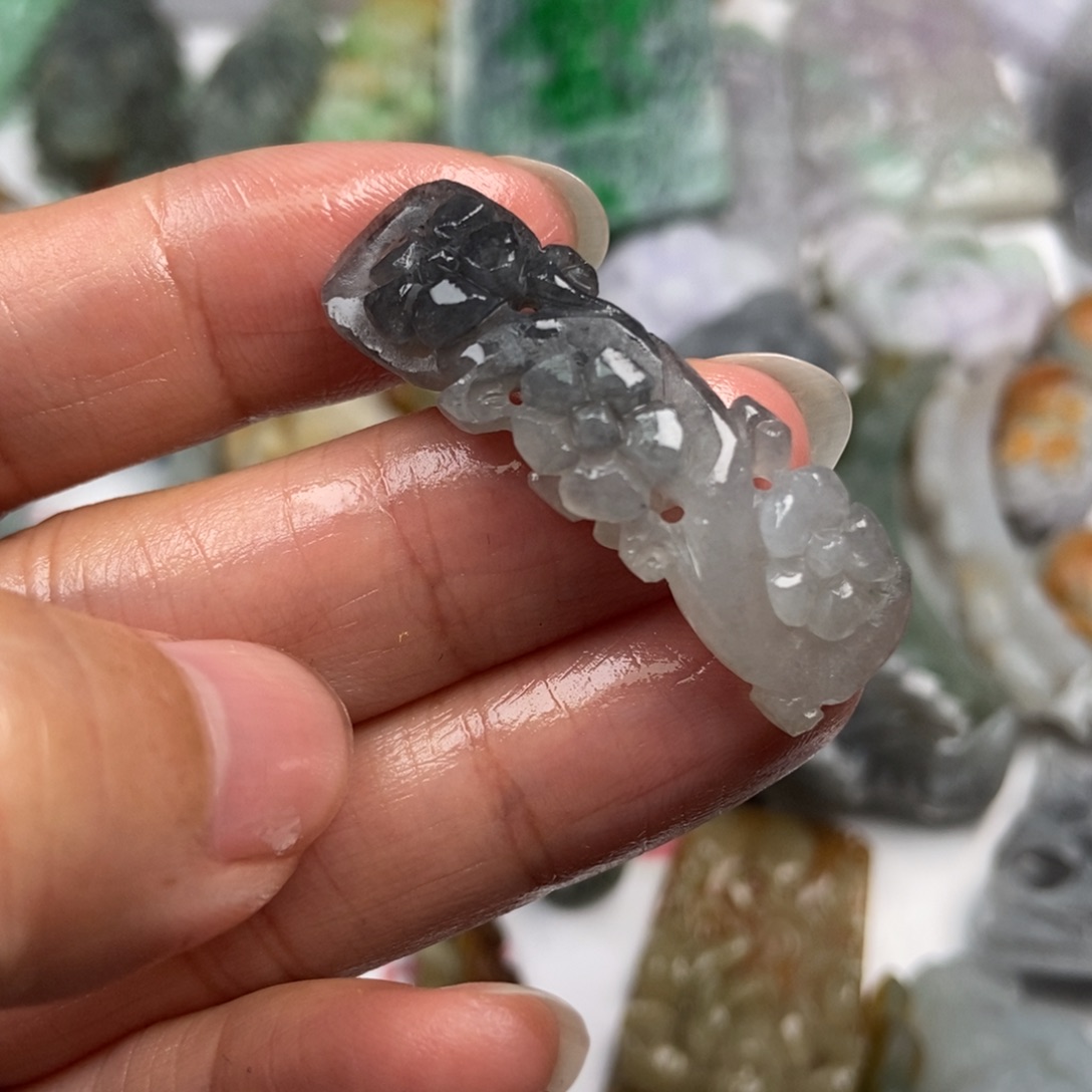 定制翡翠未镶嵌翡翠
