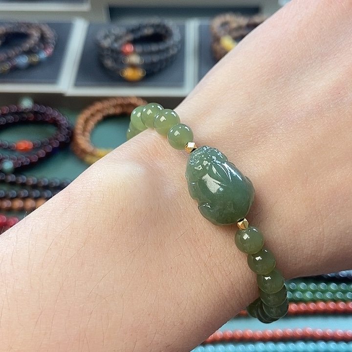 和田玉手串未镶嵌