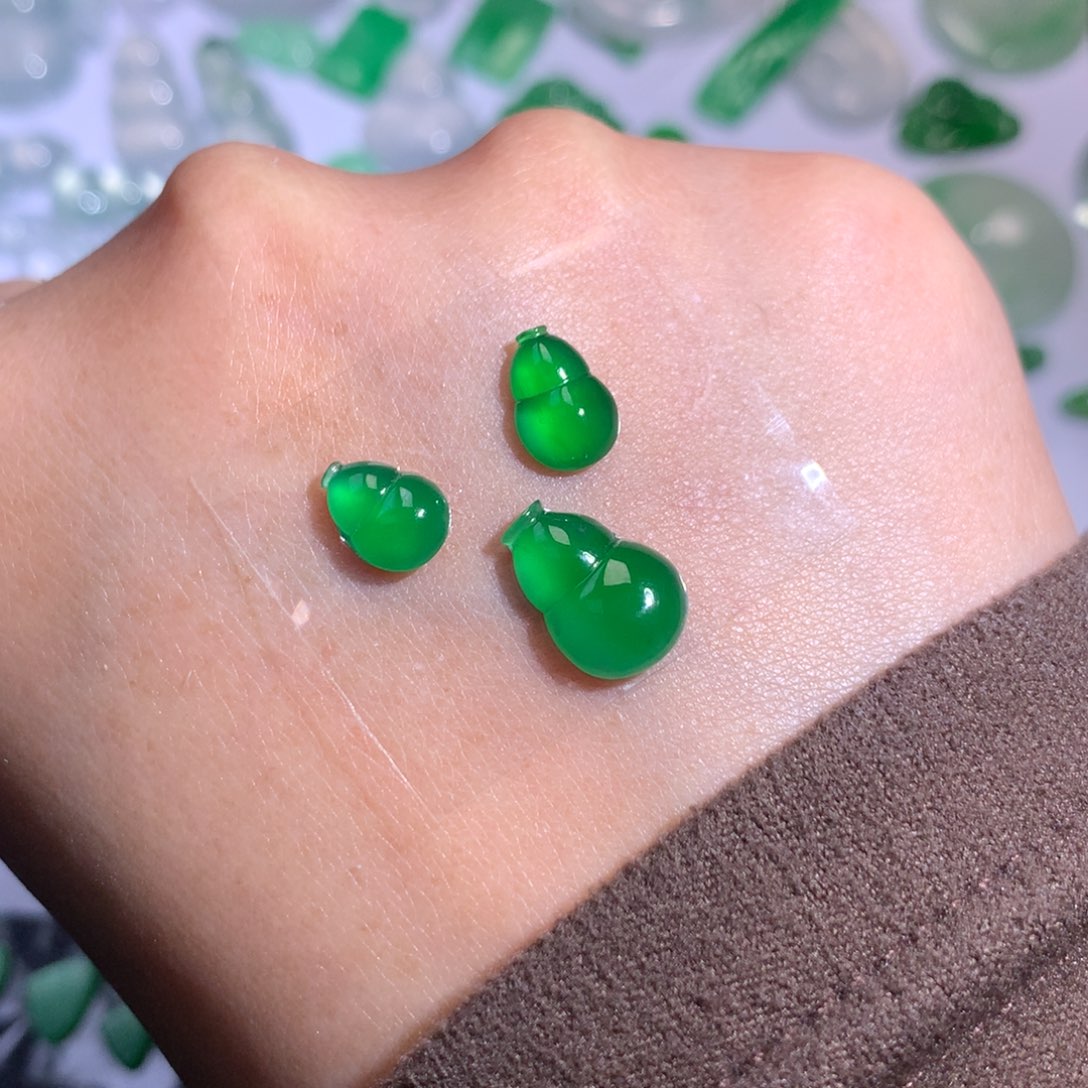 颈饰未镶嵌翡翠11.1-8.3-3.4