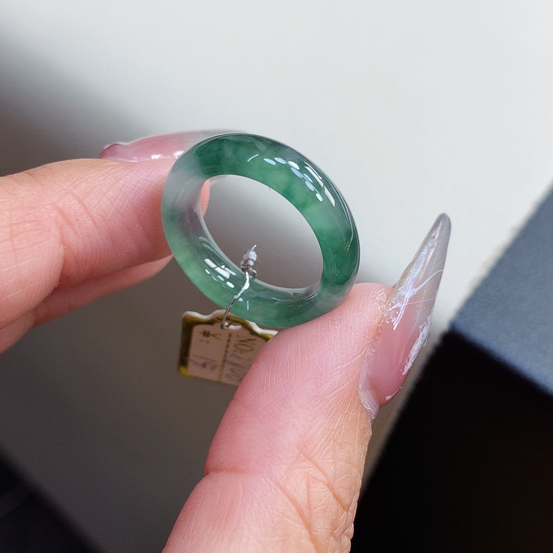翡翠戒指未镶嵌15号