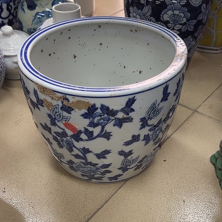 瓷片微瑕陶瓷。乙。。。。。。。。。。。