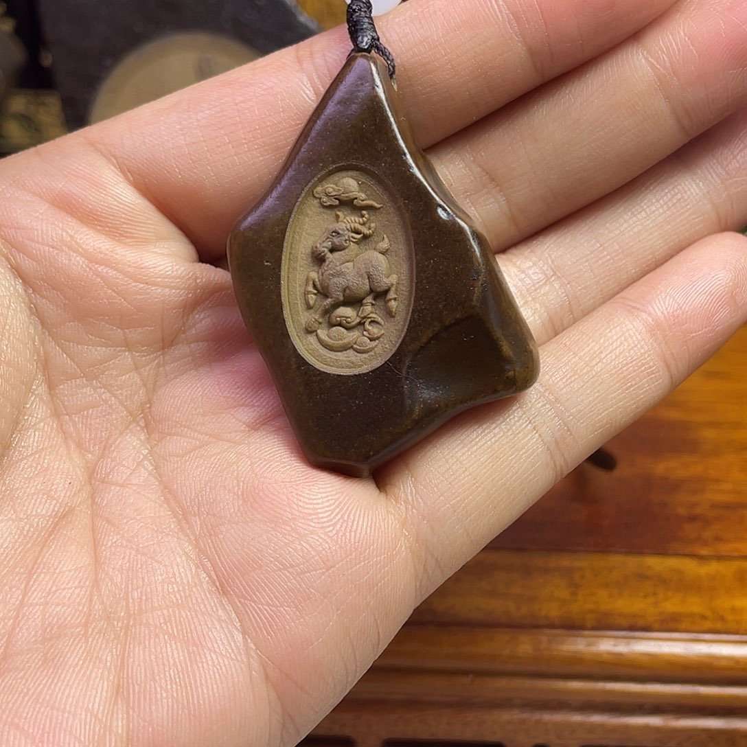 戈壁石24888655588866255555