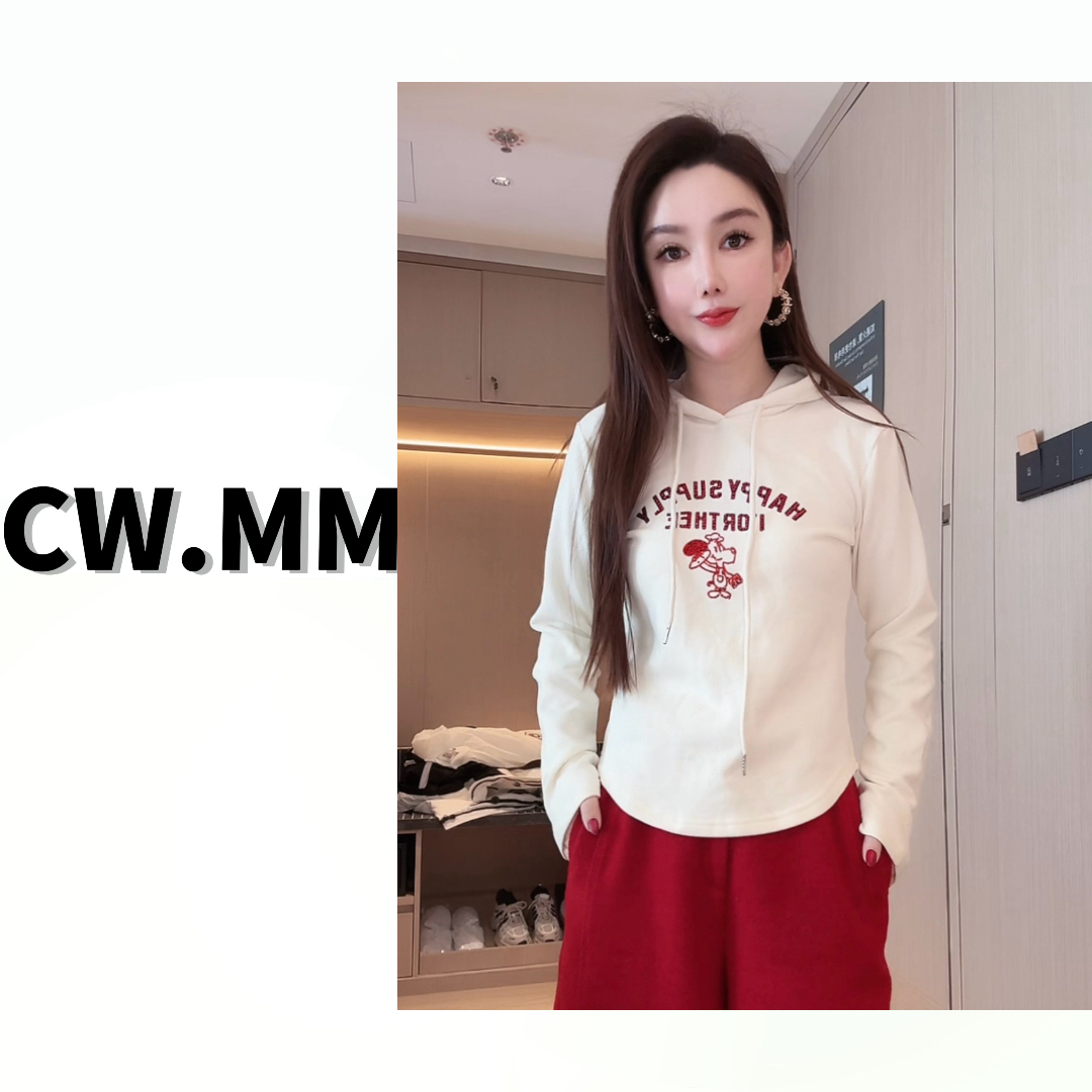 --CW.MM 连帽加厚烫钻米老鼠时尚卫衣