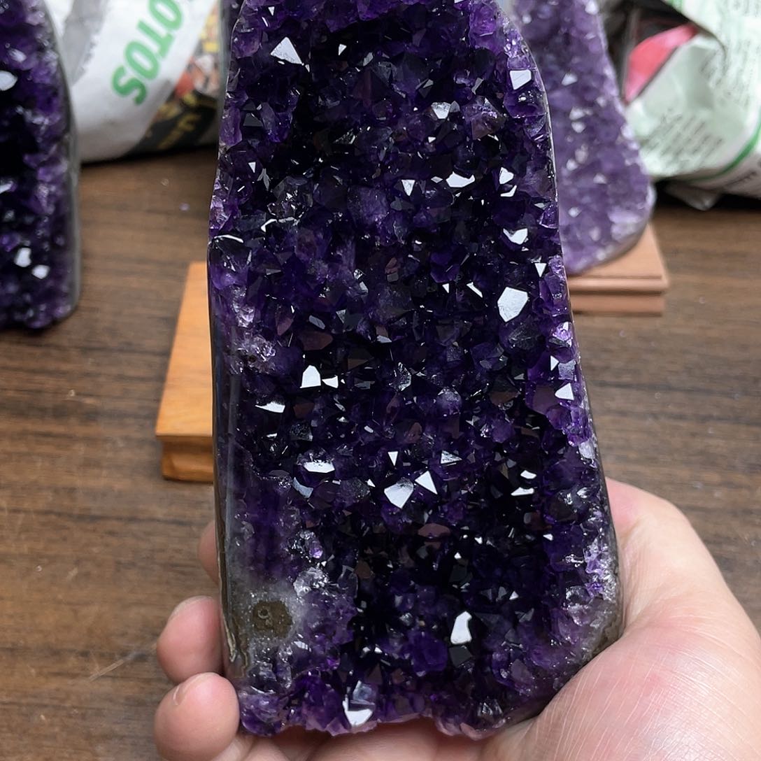 紫晶大型摆件（非配饰）未镶嵌