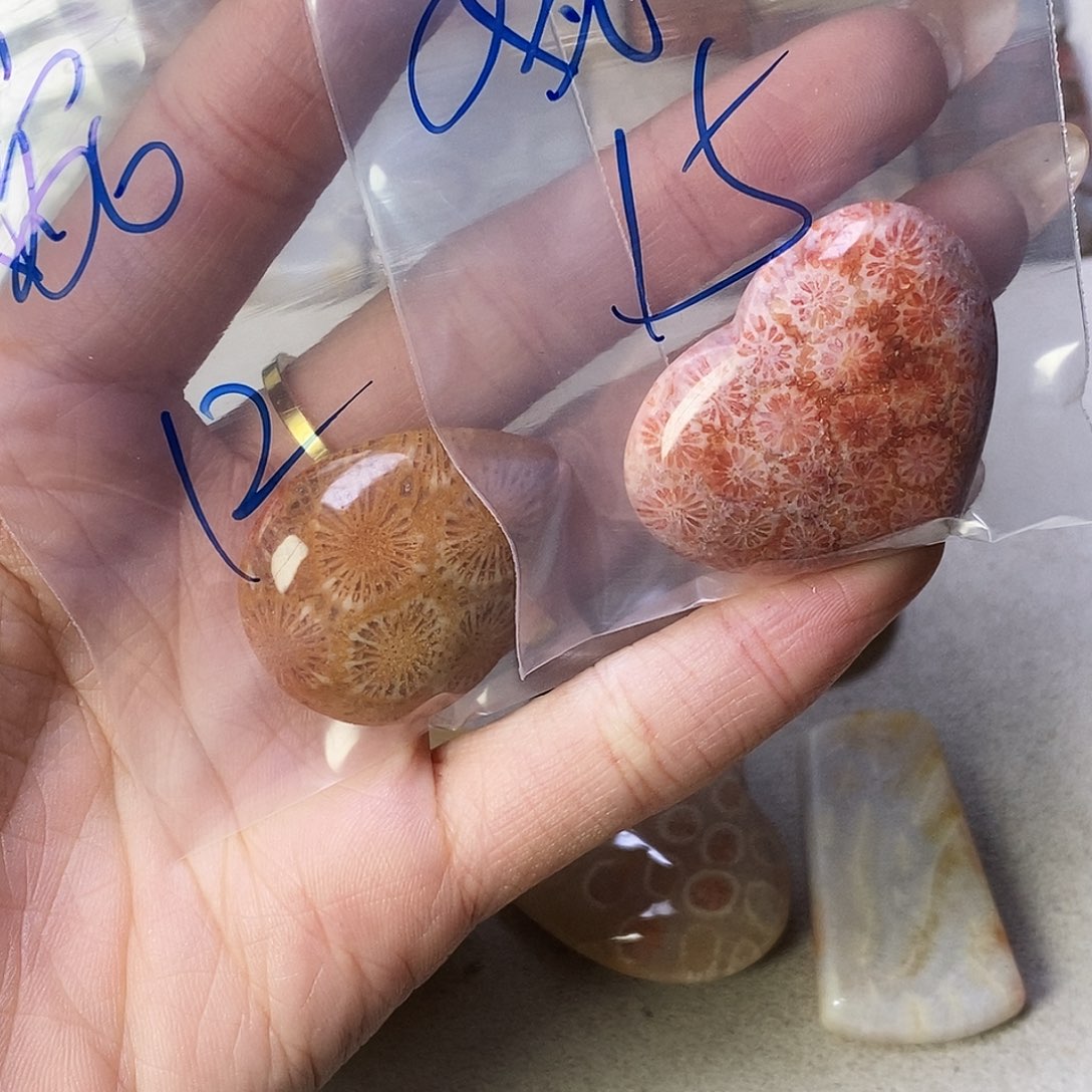 合金颈饰硅化玉婉*