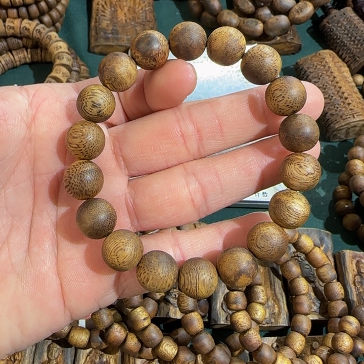 沉香手串用****1陆河老料圆珠单圈1.2