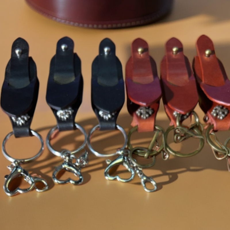 手工头层意大利植鞣牛皮钥匙扣挂件（皮带钥匙挂扣）