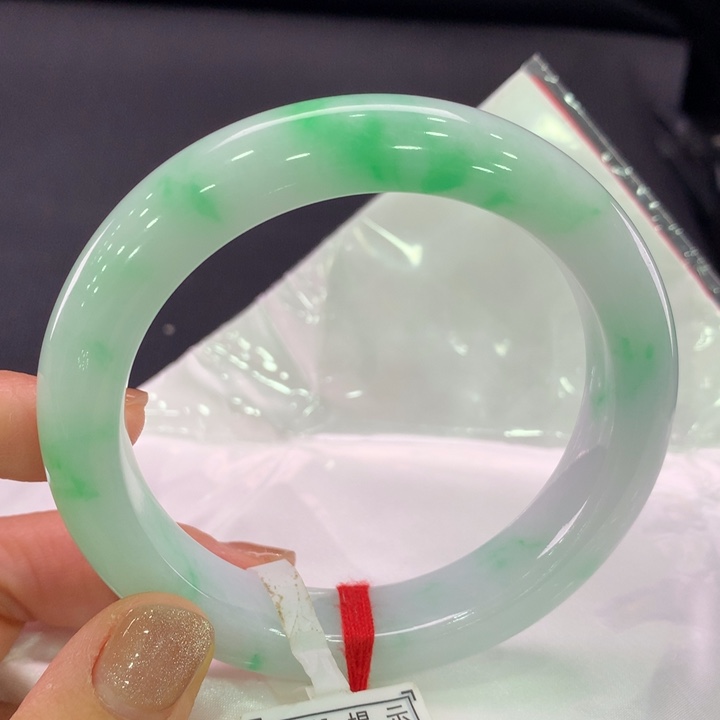 翡翠手镯未镶嵌正圈60.5