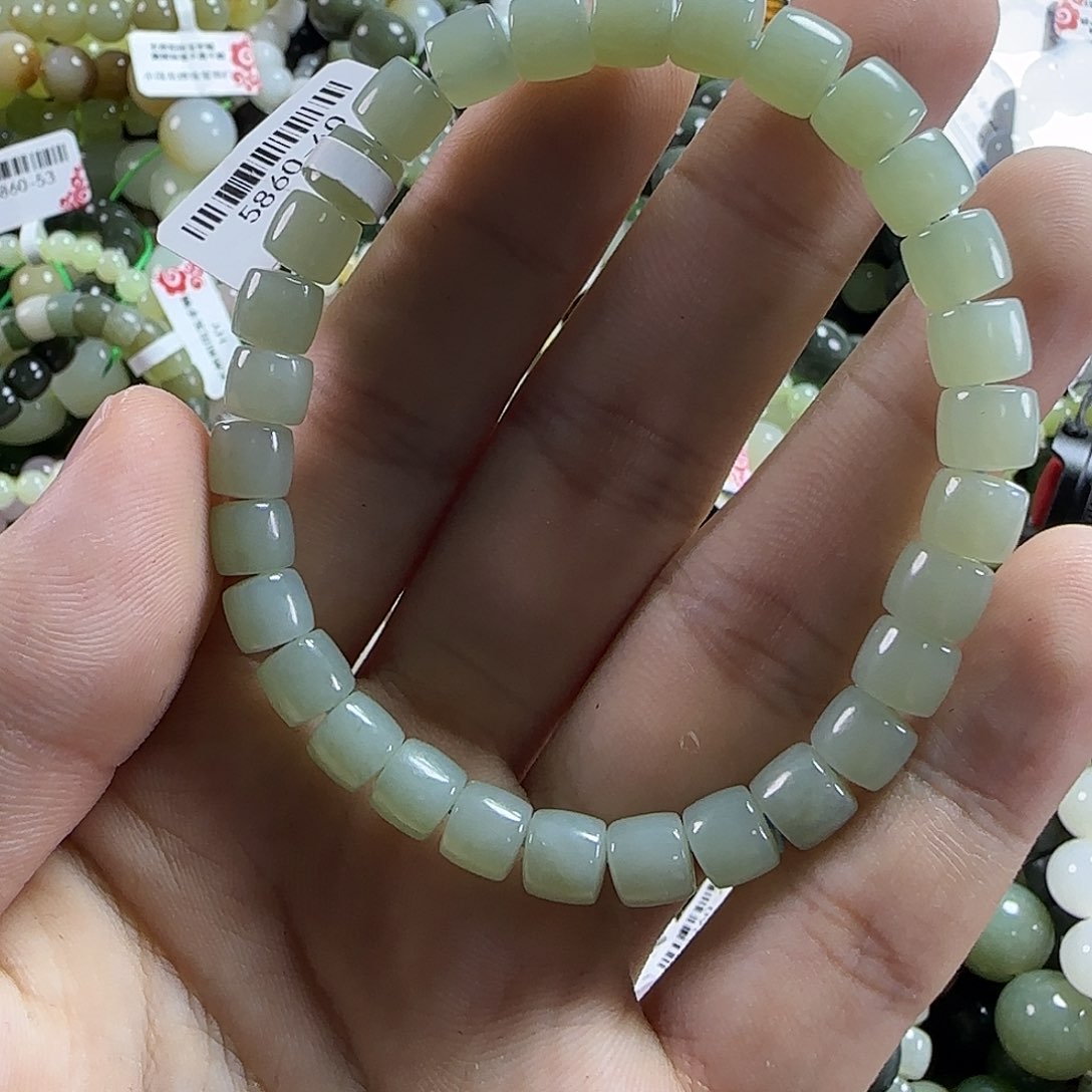 未镶嵌和田玉手链34
