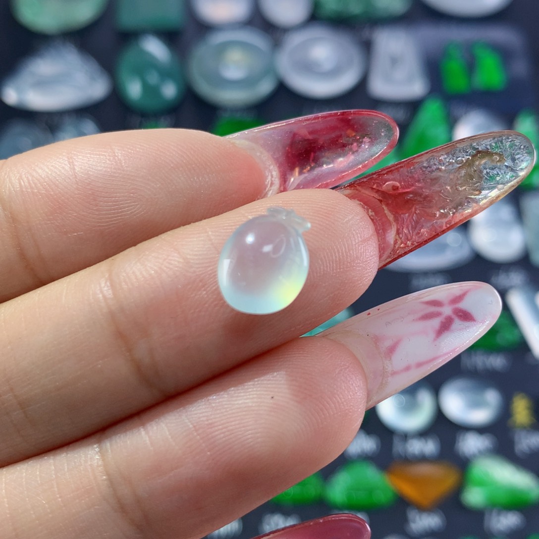 翡翠颈饰未镶嵌纯天然缅甸翡翠A货