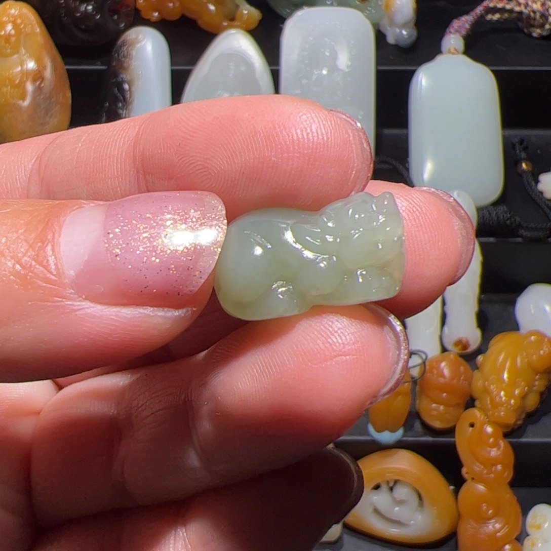 和田玉挂件未镶嵌玉**崗