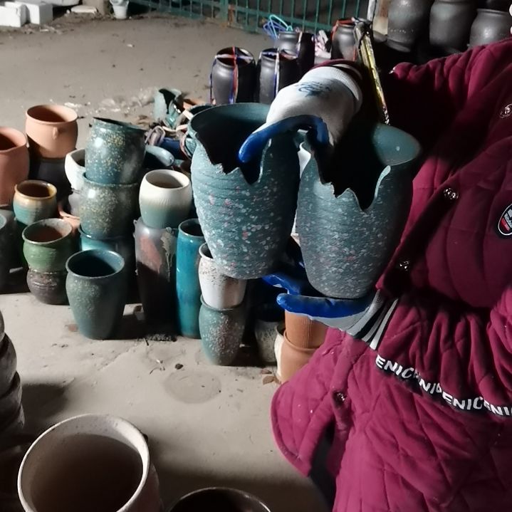 红陶口14高21瑕疵两