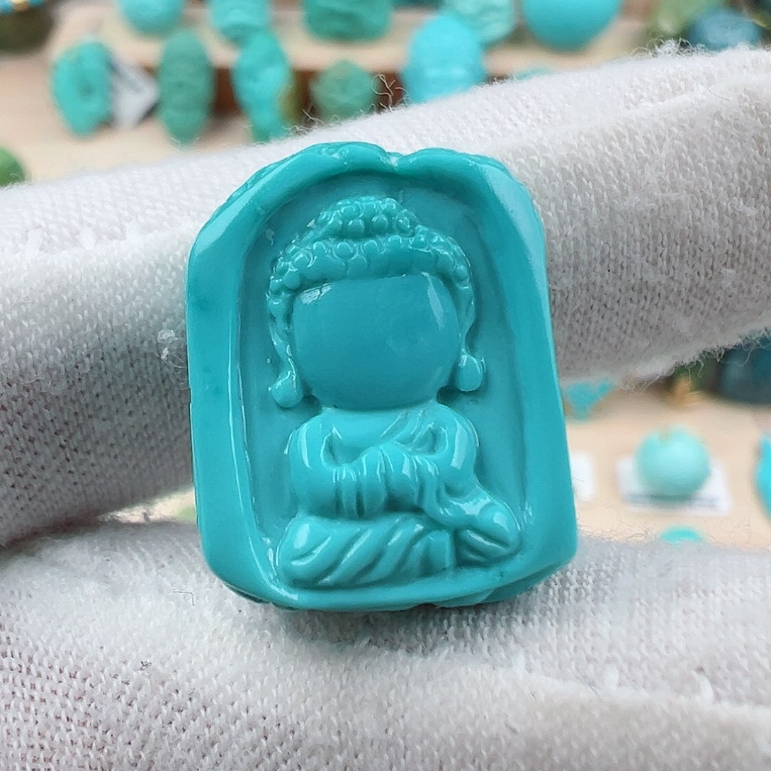 绿松石配饰未镶嵌